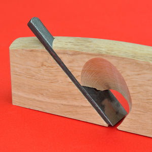 Primer plano cuchilla Alisadora de ranura de madera kanna 21mm Japón Japonés herramienta carpintería